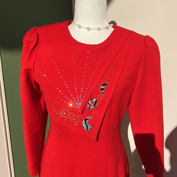 Vintage 80s Red Celestial Statement Collar Dress - Picture 2 of 8